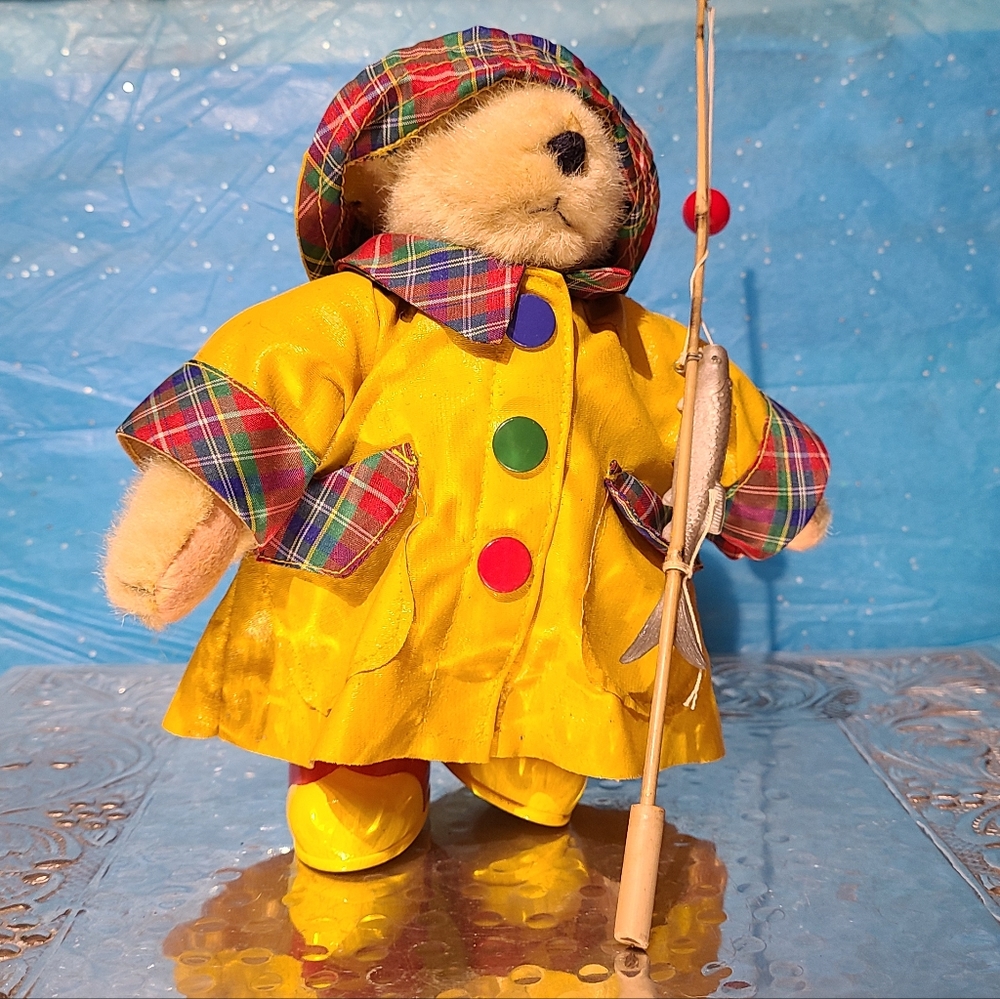 Muffy Vanderbear Rainy Day